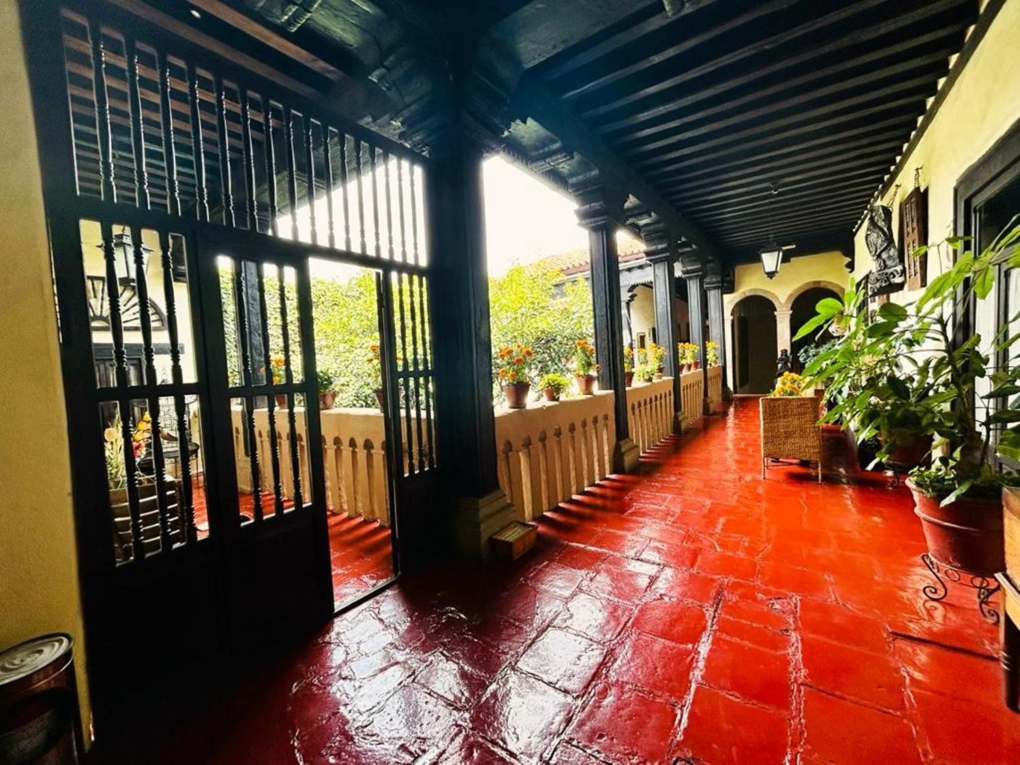 伊图尔韦大厦酒店 Pátzcuaro 外观 照片